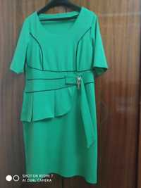 Жіноче плаття зелене