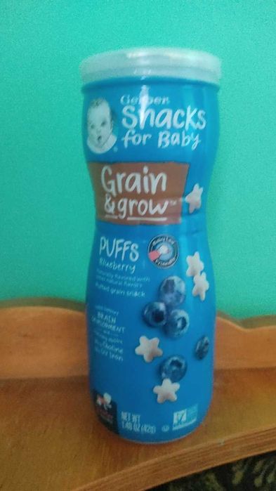 Дитячі снеки з голубікою Puffs