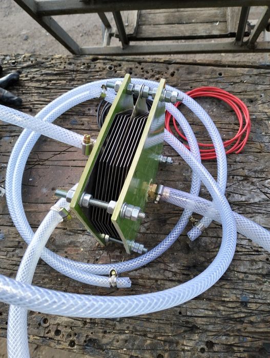 Генератор водорода для экономии топлива