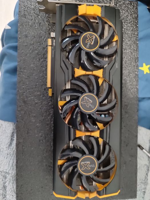 Radeon Sapphire Tri-X R9 290 OC