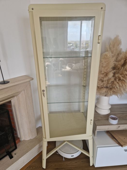 Vitrina Ikea FABRIKÖR