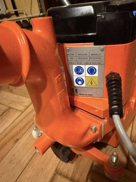 Cykliniarka Pegasus, szlifierka do krawędzi