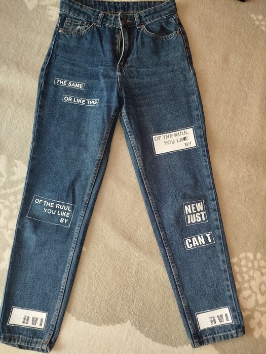 Джинси мом , багато інших гарних речей