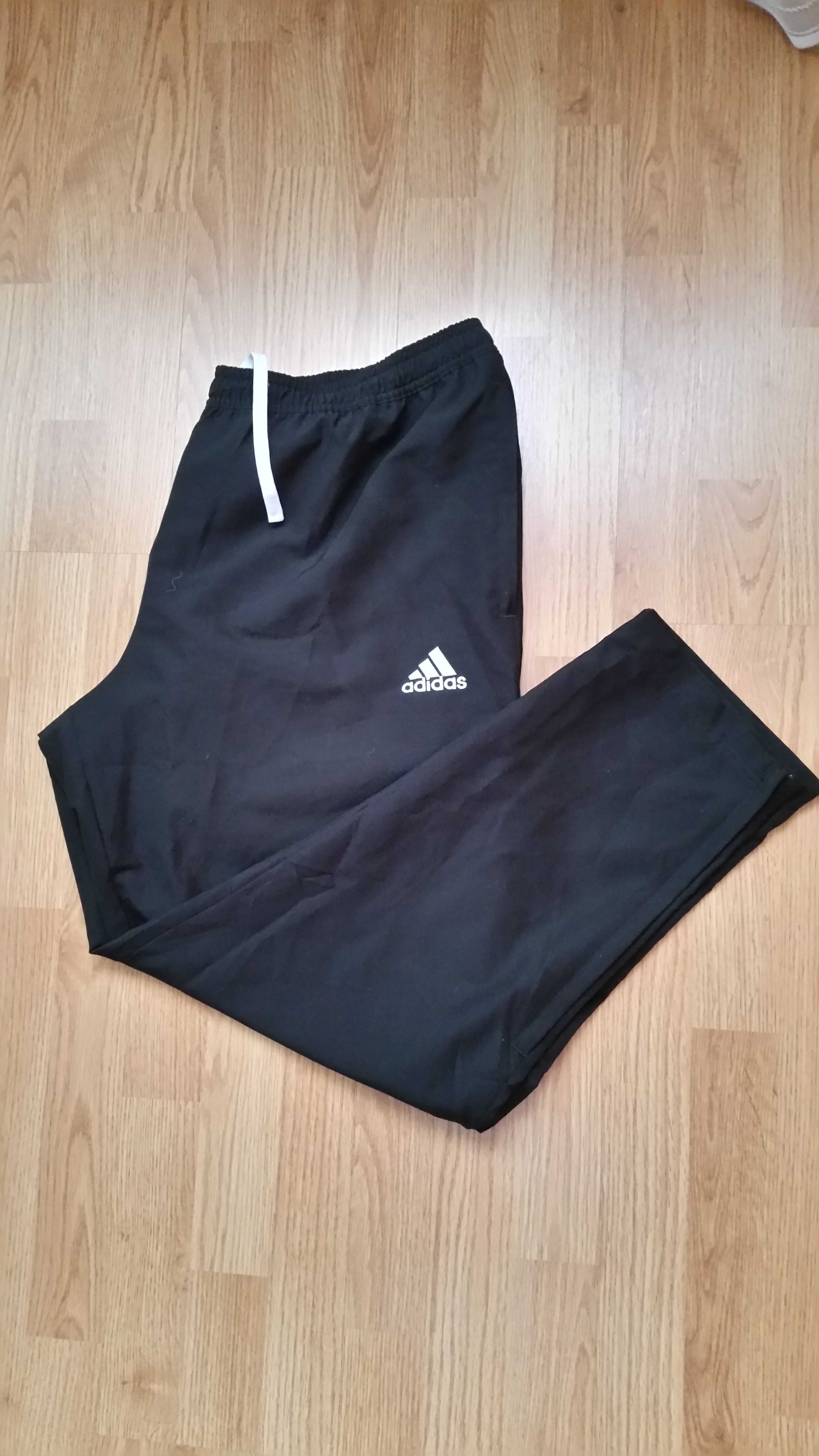 Spodnie dresowe Adidas AeroReady