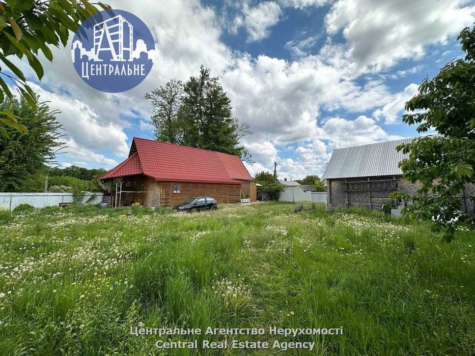 Продаж ділянки понад 13 сот. комерційного призначення. З булівлею.