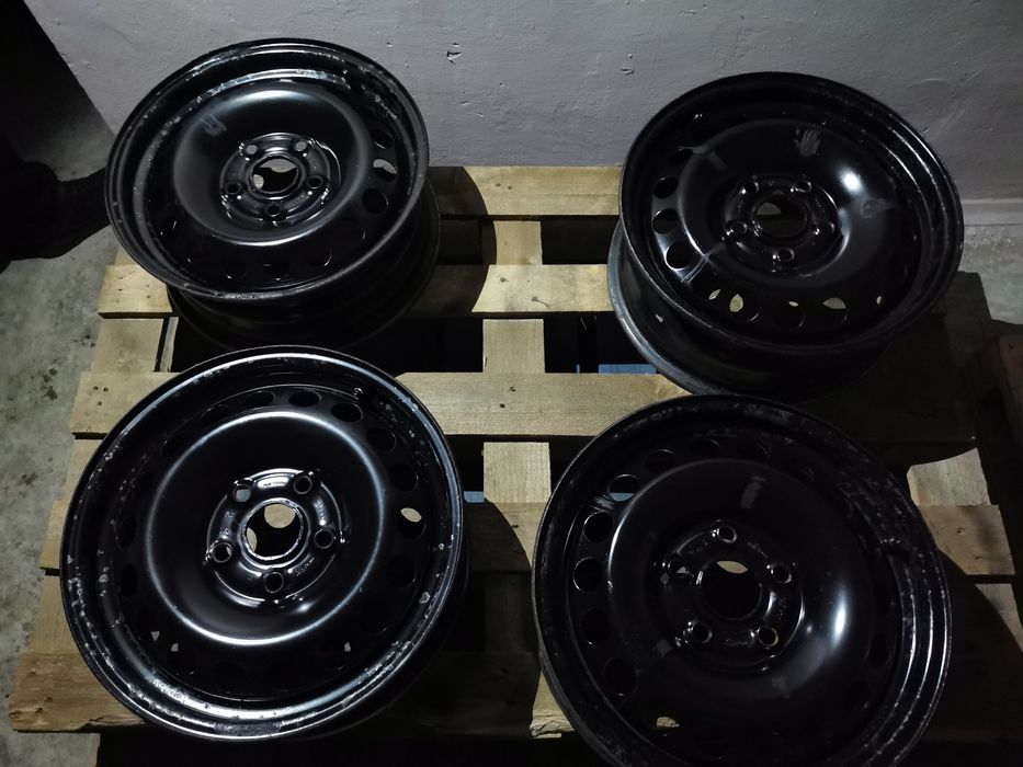 Діски металеві R 15 SKODA Octavia a5