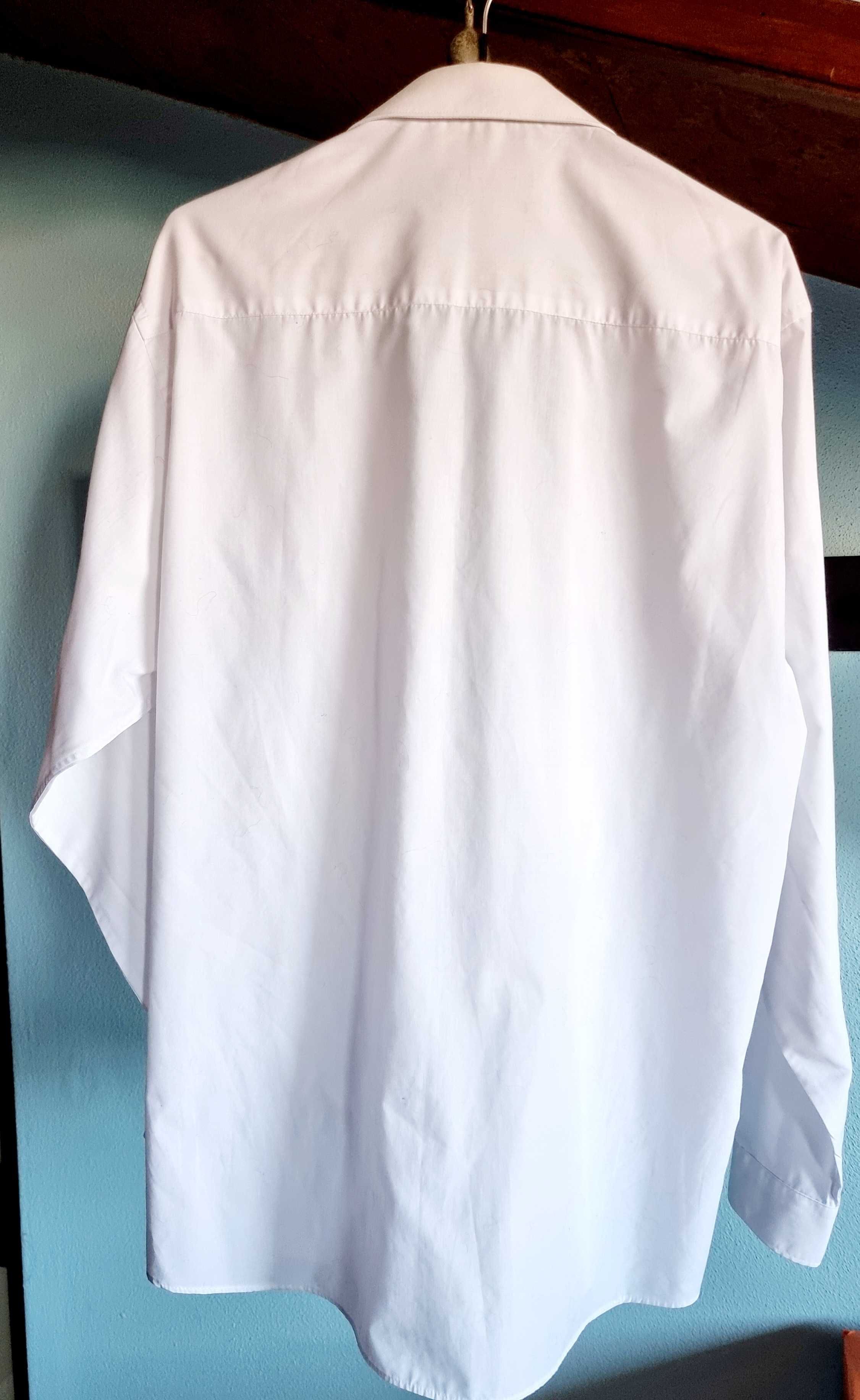 Vendo Lote três Camisa Elegantes de Grande Qualidade por dez euros