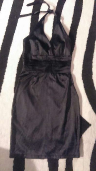 Sukienka czarna włoska