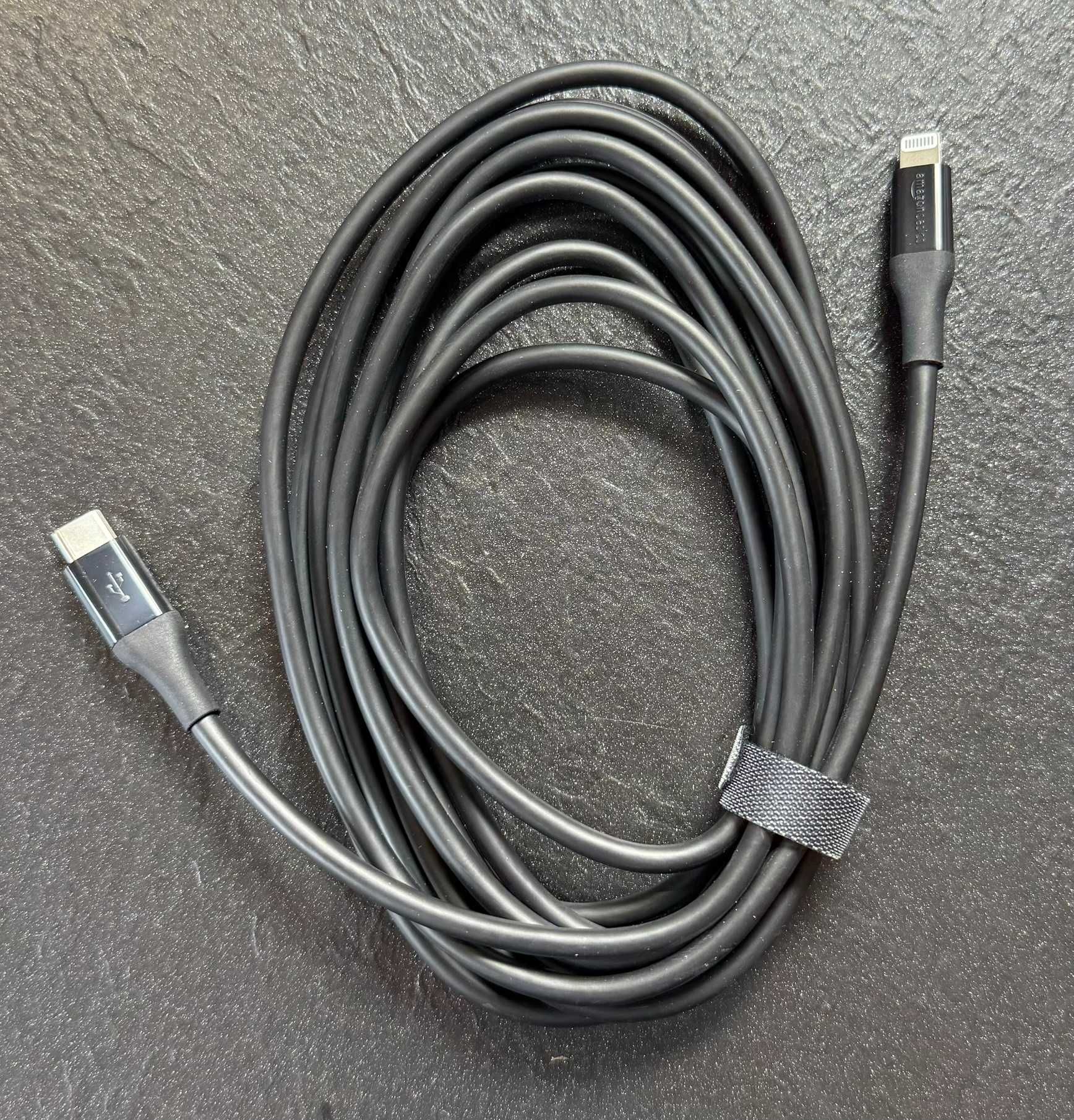 Kabel AmazonBasic USB typ C Apple Lightning 3 m czarny