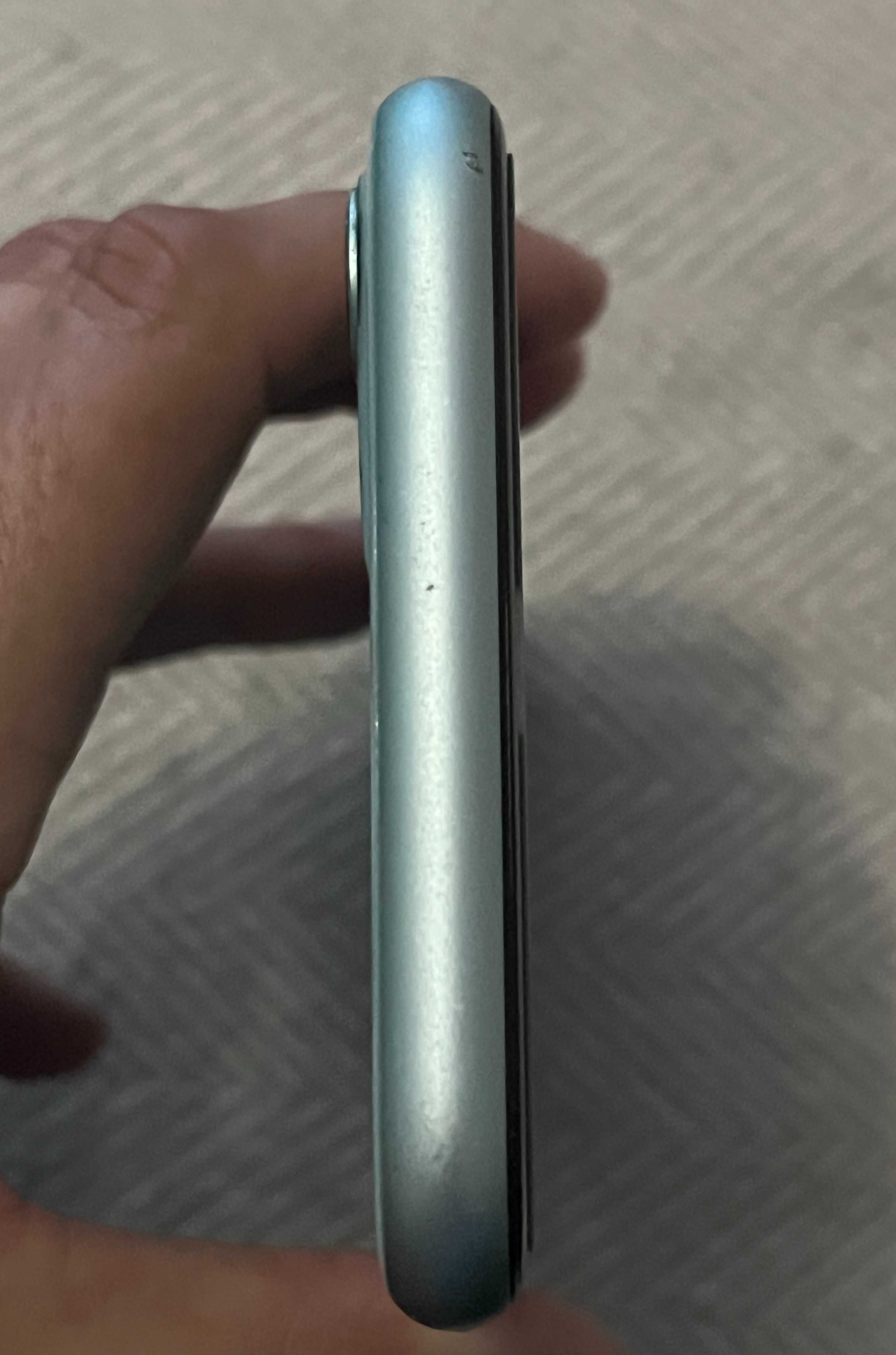 Iphone 11 «om 64 Gb Excelente