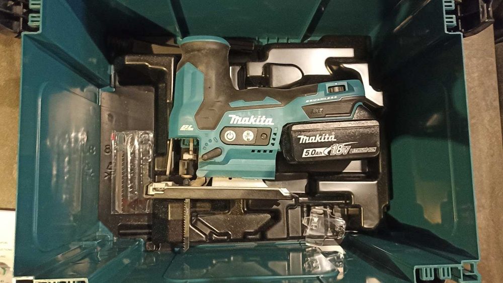 Wyrzynarka akumulatorowa makita