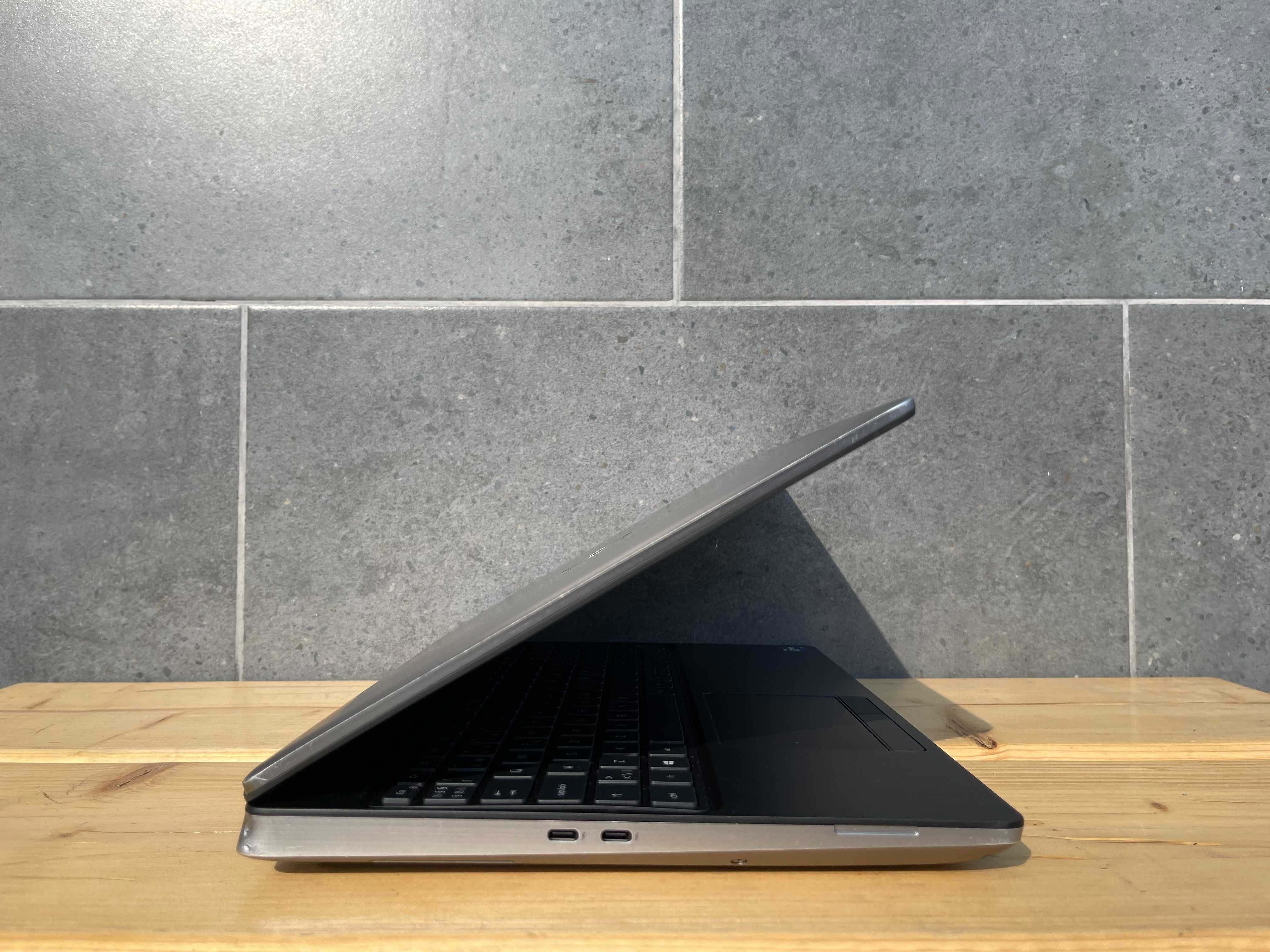 Dell Precision 7560/i9-11950H/64/1TB/15.6" IPS/Quadro RTX A5000 (16Gb)