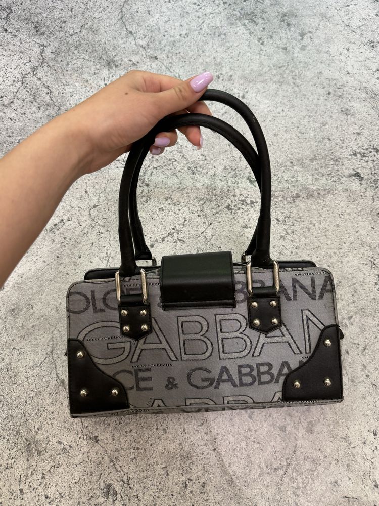 Вінтажна сумка монограмна dolce gabbana