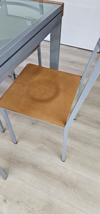 Mesa extensível + 6 Cadeiras