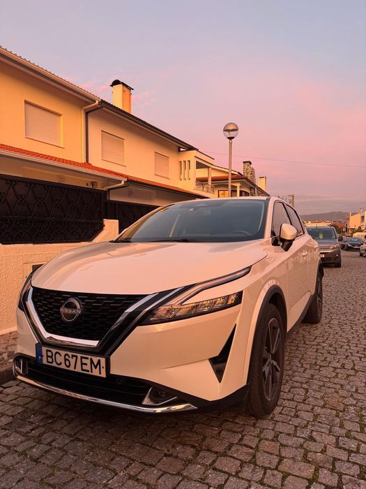 Nissan Qashqai 1.3 DIG-T N-Connecta LED Xtronic