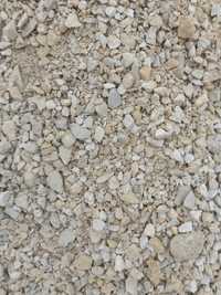 Gruz betonowy gruz ceglany ziemia siana humus