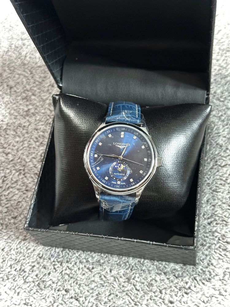 Longines Automatic Blue Moonphase – чоловічий швейцарський годинник