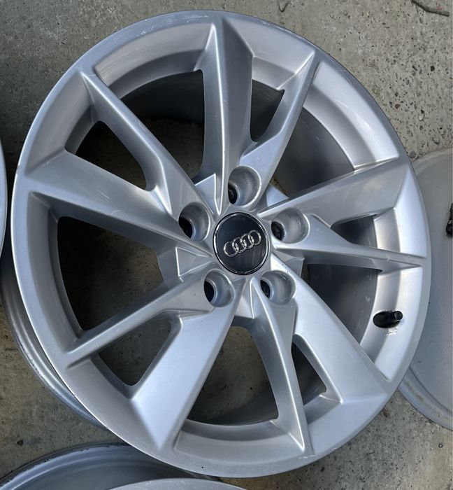 Диски Audi B9 A4 R 16 5 112 Q5 A6