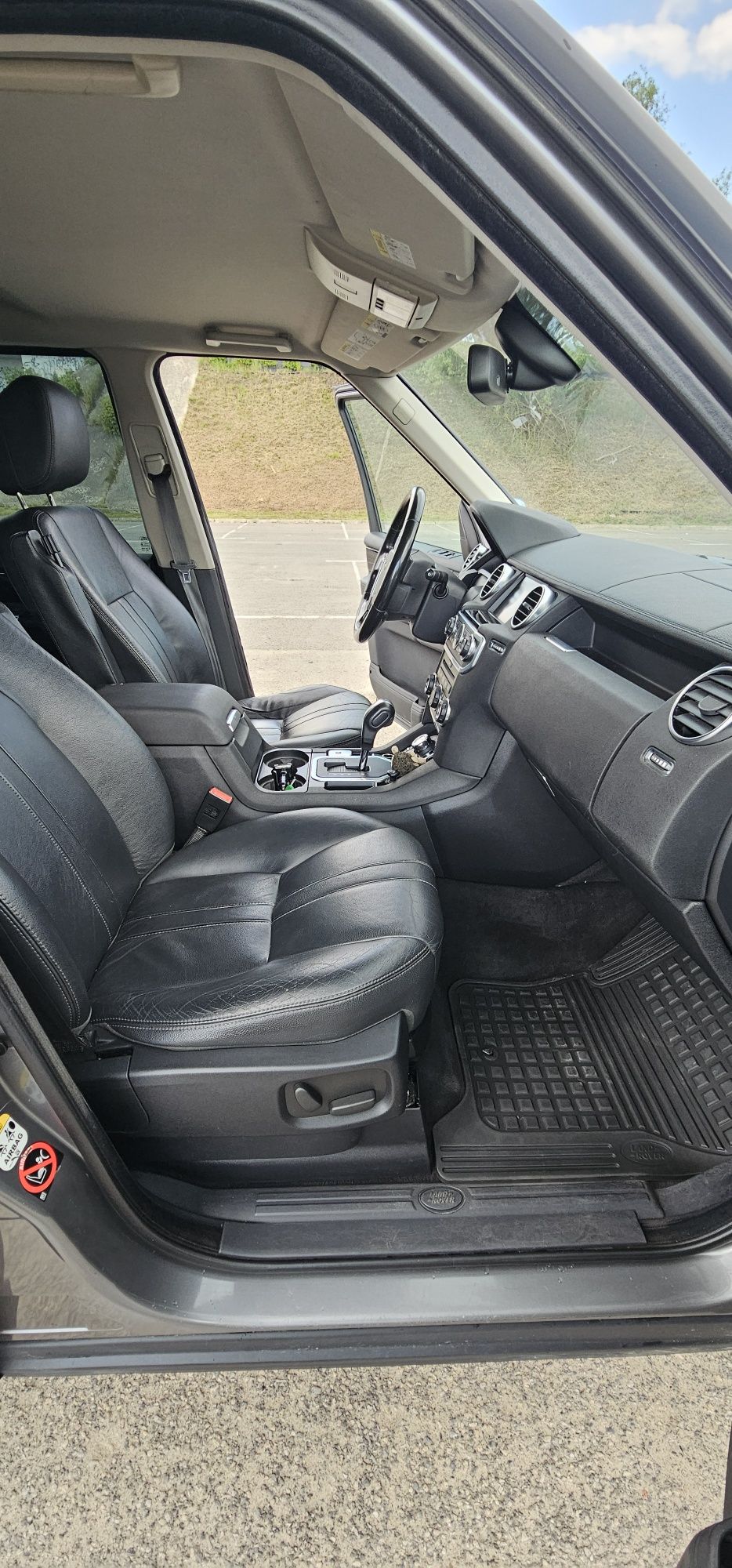 Land Rover Discovery 4
