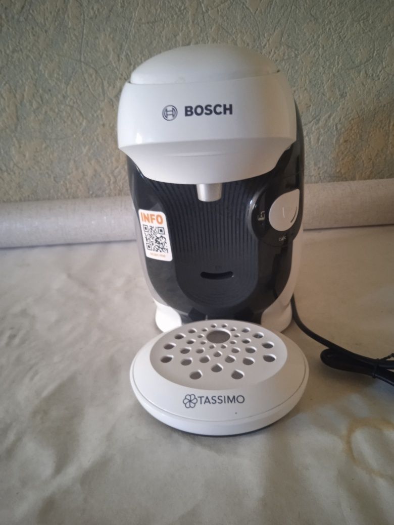 Кавоварка BOSCH TASSIMO  из Швейцарии