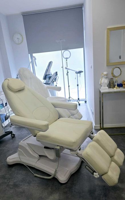 Elektryczny fotel kosmetyczny / medyczny