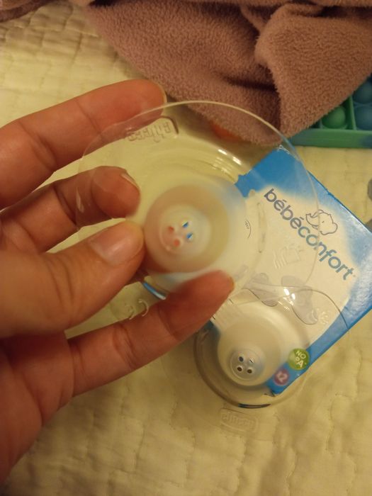 Proteção seios amamentação Chicco Novos