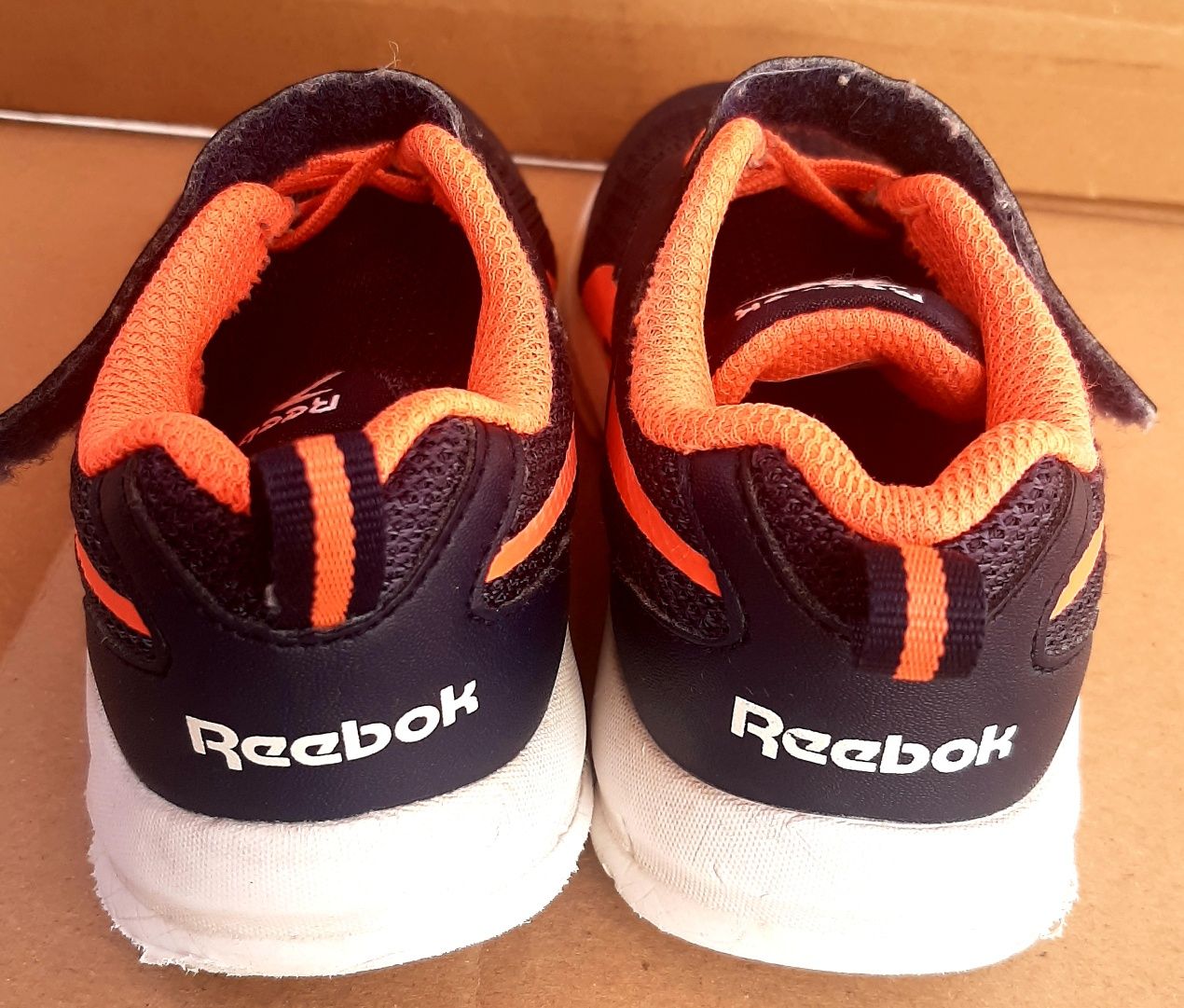 Buty sportowe Reebok dla chłopca. Rozmiar 25