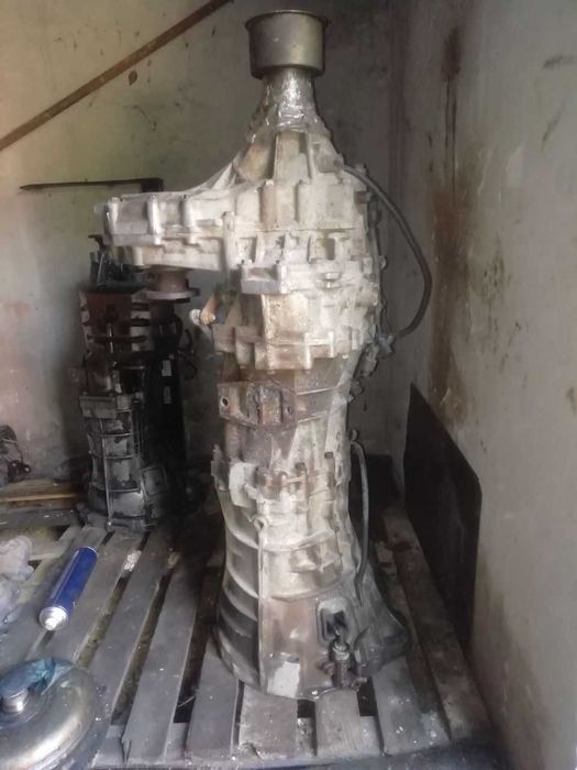 МКПП+Раздатка 2.5 TDI. Nissan Navara D22