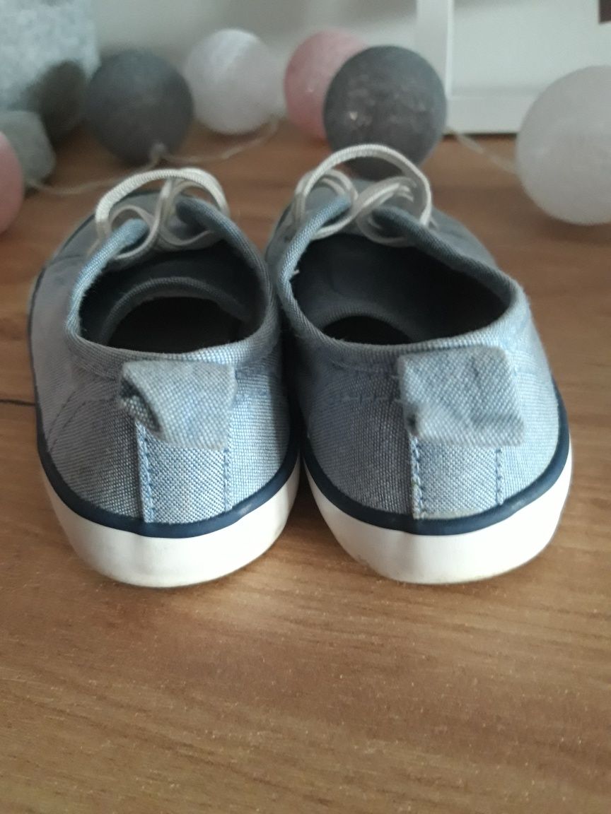 Buty tenisowki chłopięce hm rozm. 25