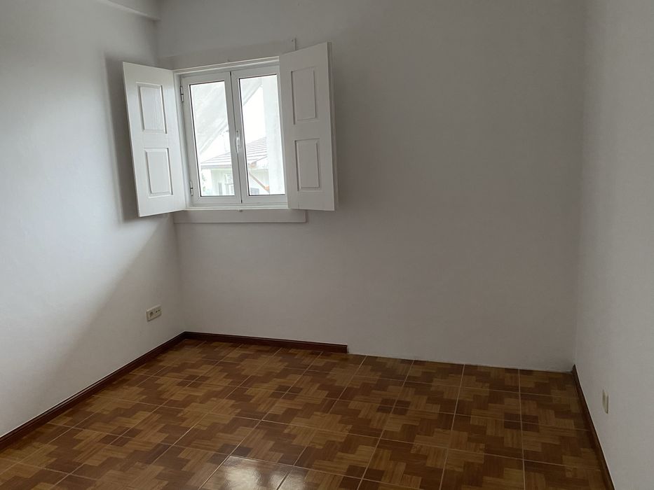 Arrendo andar moradia T3