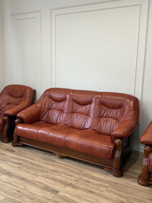 Знижка!! Шкіряний диван і 2 крісла