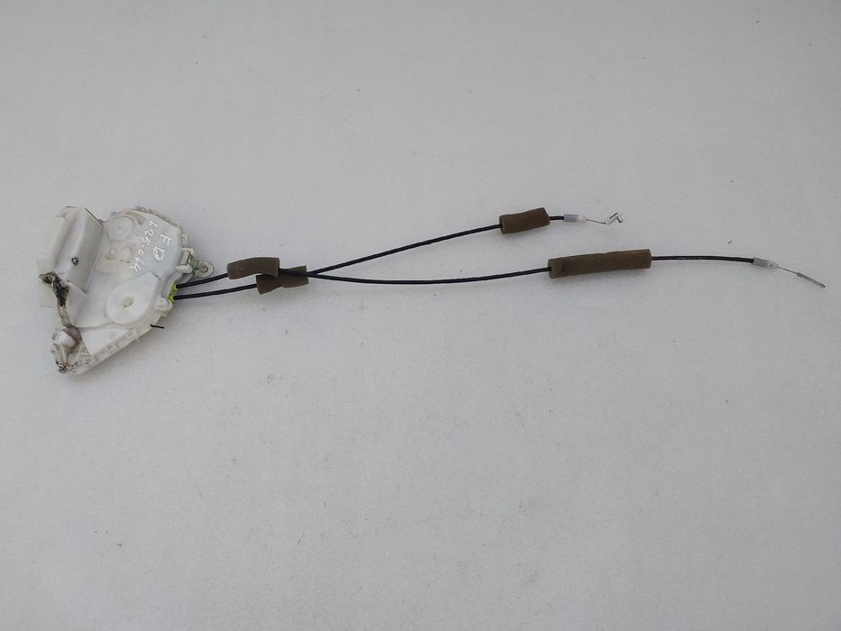 Fechadura / fecho porta frente direito HONDA Civic VIII Hatchback (FN_