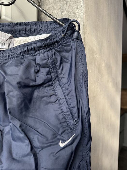 Нейлонові штани nike