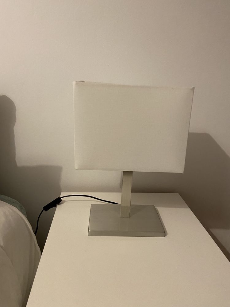 2 candeeiros de quarto