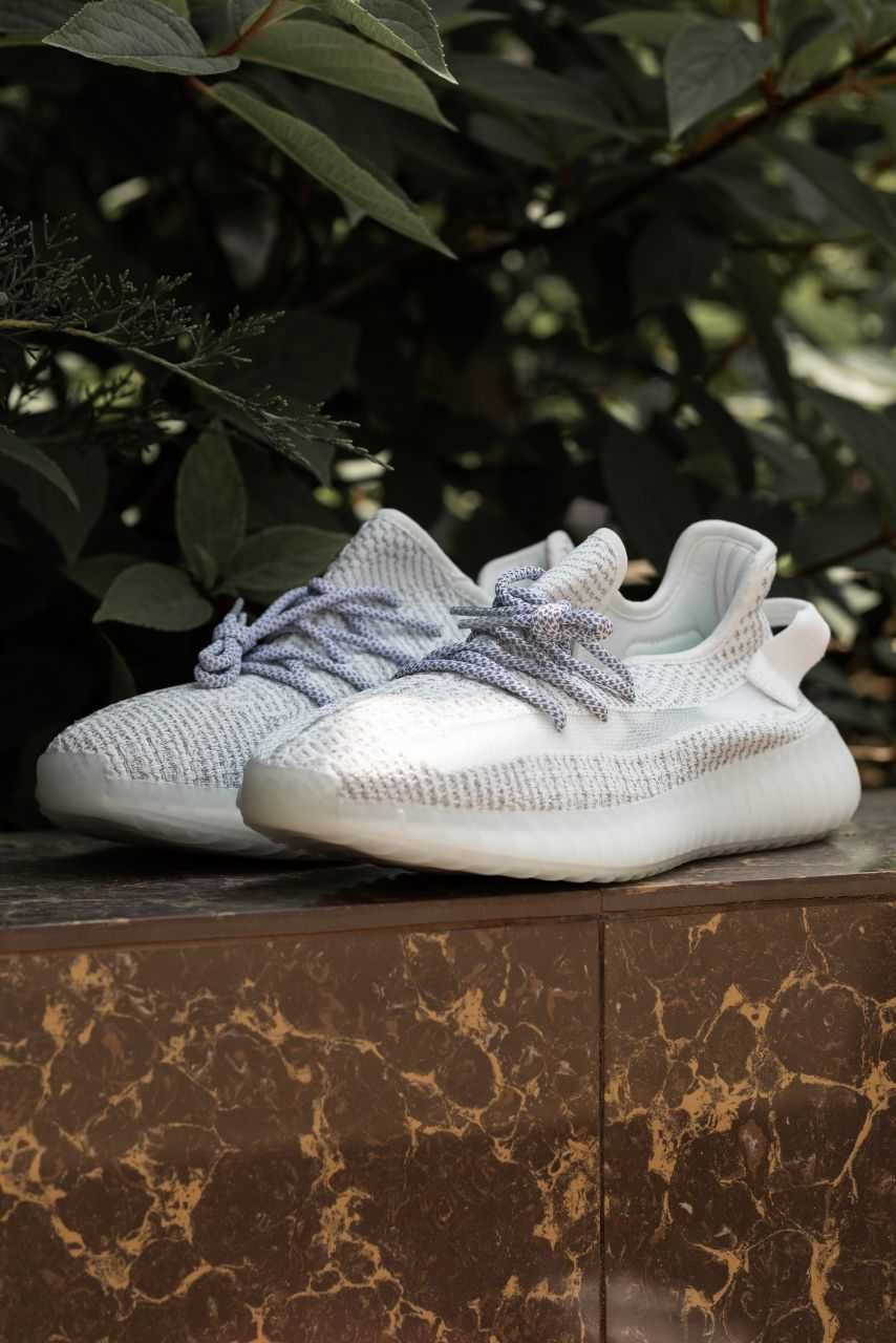 Кросівки Yeezy Boost 350 V2