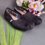 Klasyczne espadryle damskie TOMS – model Classic – rozmiar 38