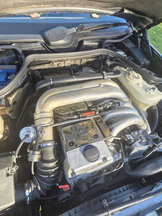 Silnik Mercedes OM606 3.0D W124. Części Mercedes W124.