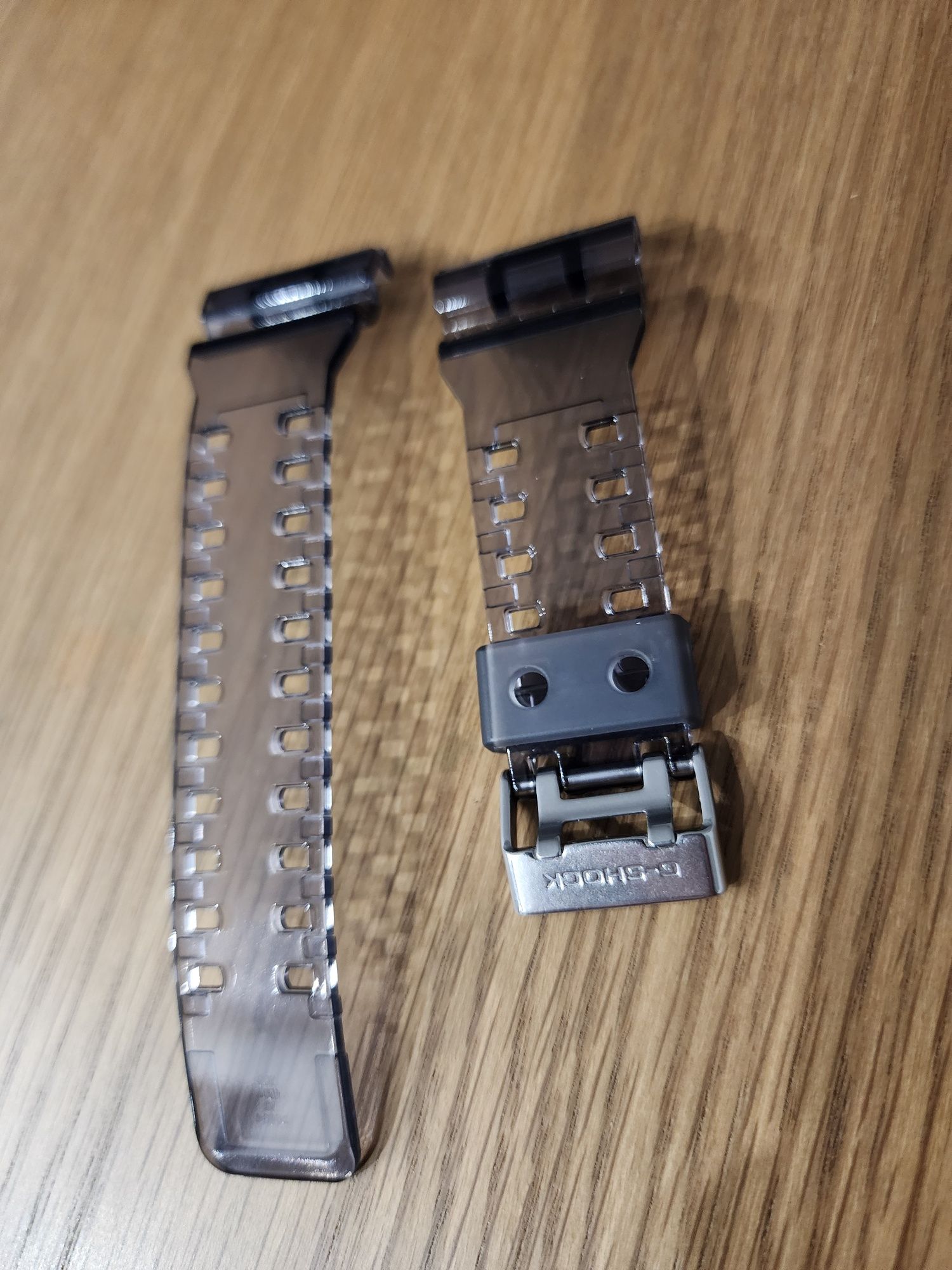 Oryginalny pasek do zegarka Casio G-SHOCK GA-700-1A, 700-1B, 700DC-1A