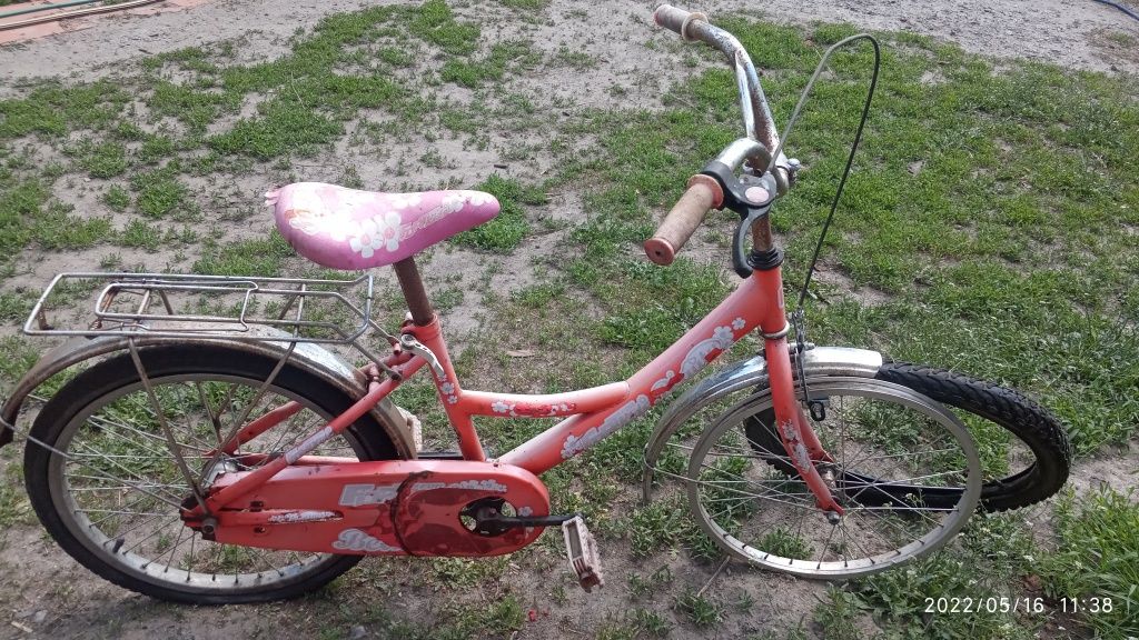 Продам дитячий велосипед.Ціна договірна.