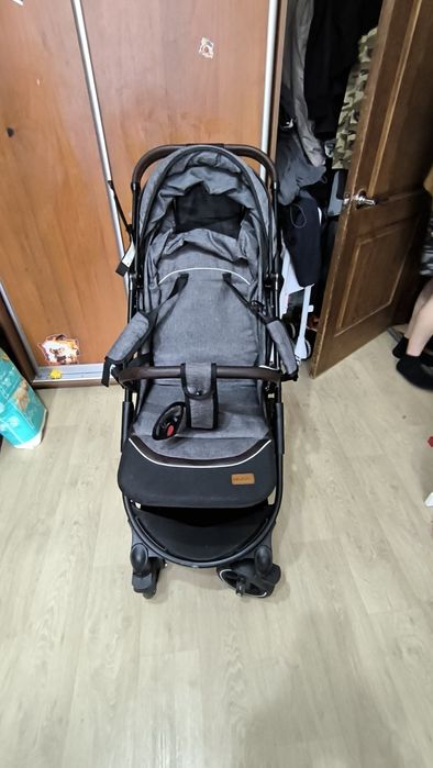 Прогулянкова коляска Ninos Nava Grey