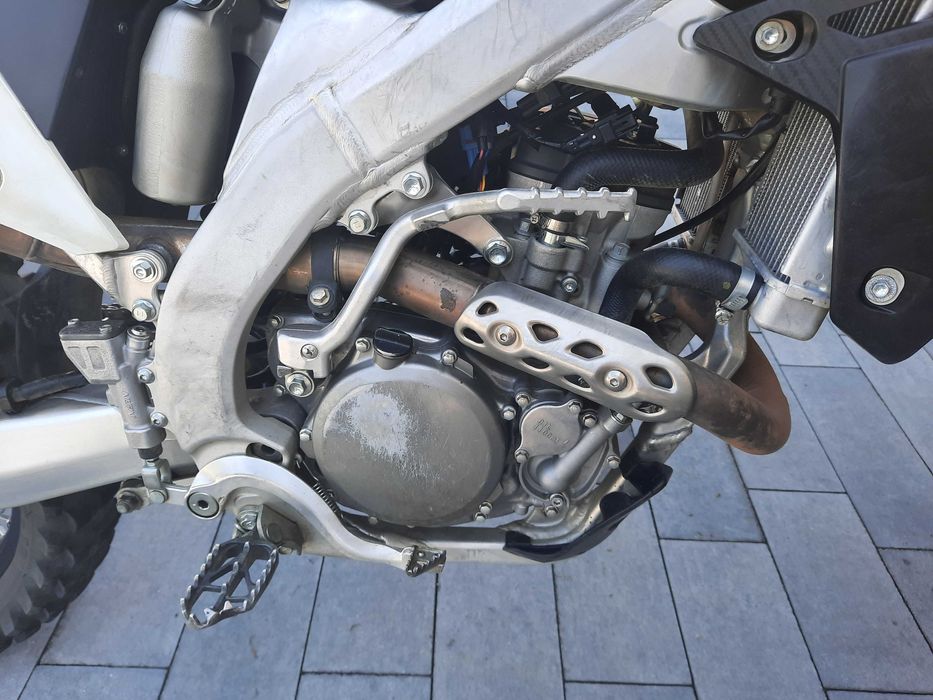 Motor Suzuki RMZ-250
