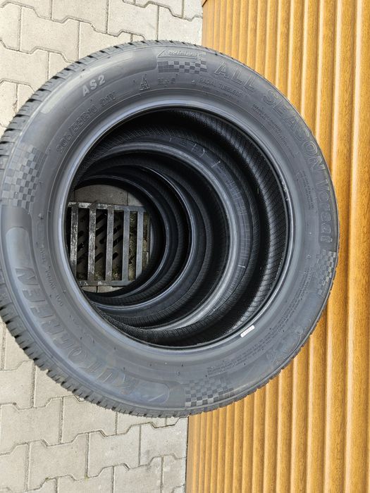 Opony całoroczne Nowe 205/55/16