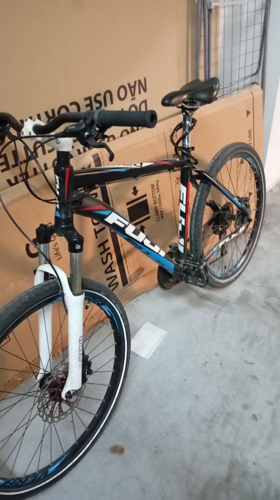 Bicicleta Fuji MTB