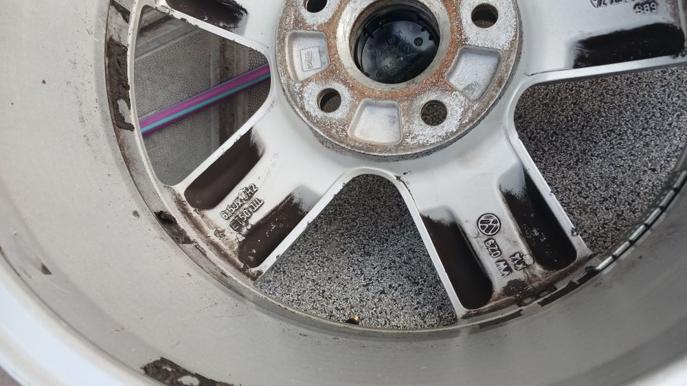 Оригінальні диски титани VW Golf 6 Caddy Touran  5/112 R16 vag