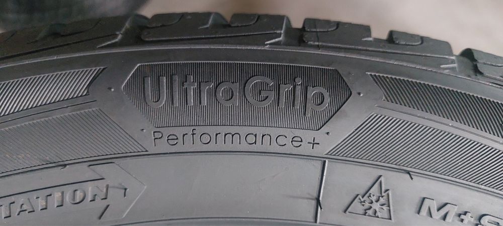 245/50/18 Goodyear Ultra Grip Perfomance + 4шт зима