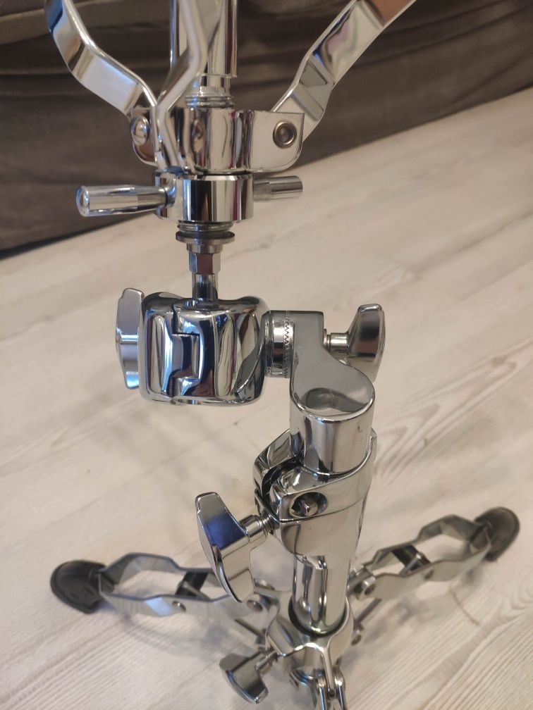 Statyw pod werbel Mapex S800 Armory