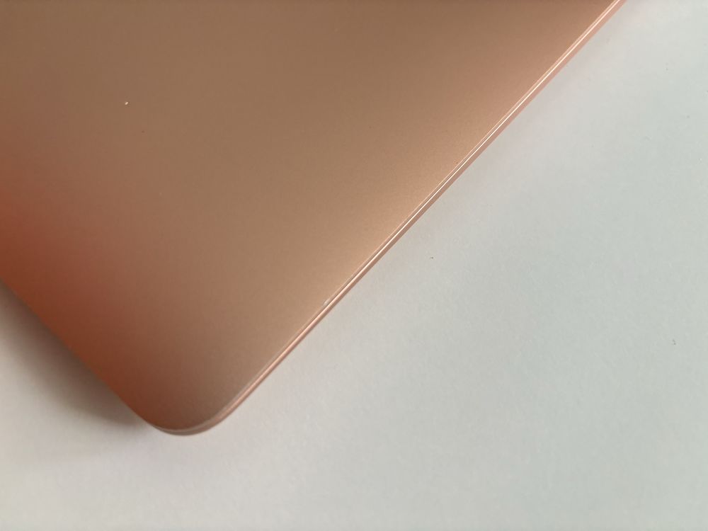 Macbook air 2020 rose gold