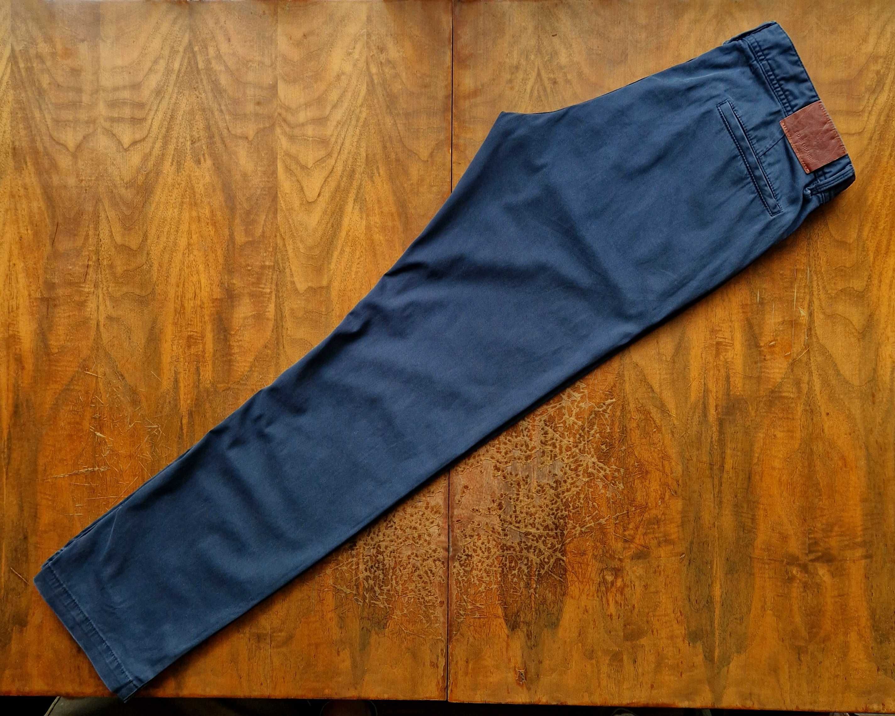 Брюки .чиносы (Hugo Boss) размер W34/36-L33/34