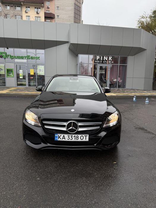 Продам Mercedes-Benz C300 2.0 бенз Не бита и не крашена! Собственник!