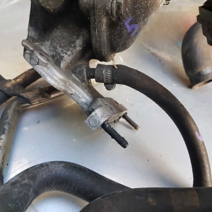 pompa wody obudowa termostatu ducato boxer jumper iveco 2.8 2.5 99r